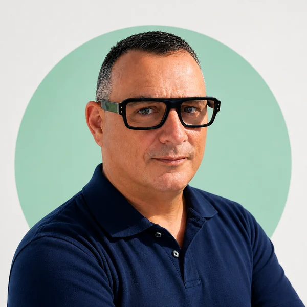Javier Fernández, economista colegiado nº 1806